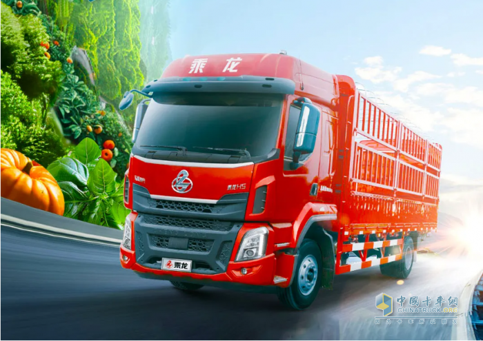 乘龍H5創(chuàng)富版330大馬力綠通房車，跑“盈”九月豐收季