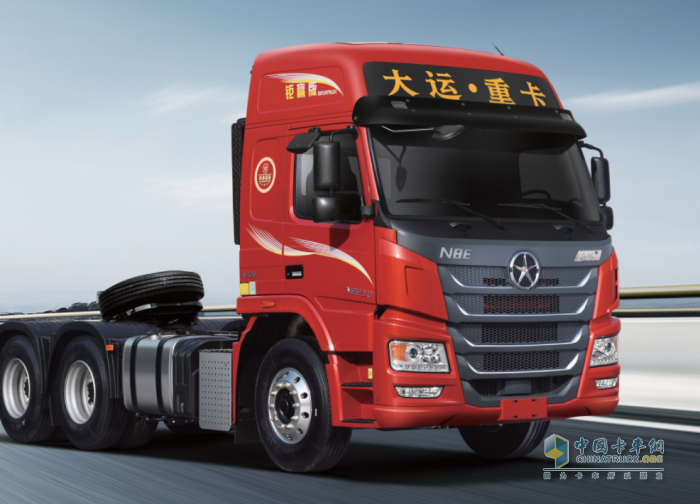 【名車品鑒】大運(yùn)N8E燃油重卡成就用戶更高運(yùn)營價(jià)值！