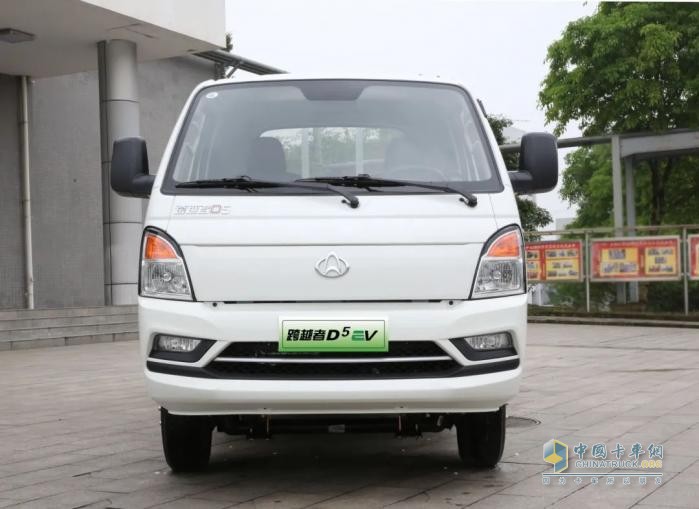 跨越者D5EV 300Km長(zhǎng)續(xù)航版，五大升級(jí)，震撼亮相！