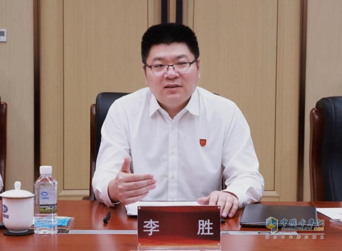 “守擂者”一汽解放的真正領(lǐng)先優(yōu)勢—2025四款智慧動力域產(chǎn)品深度解讀