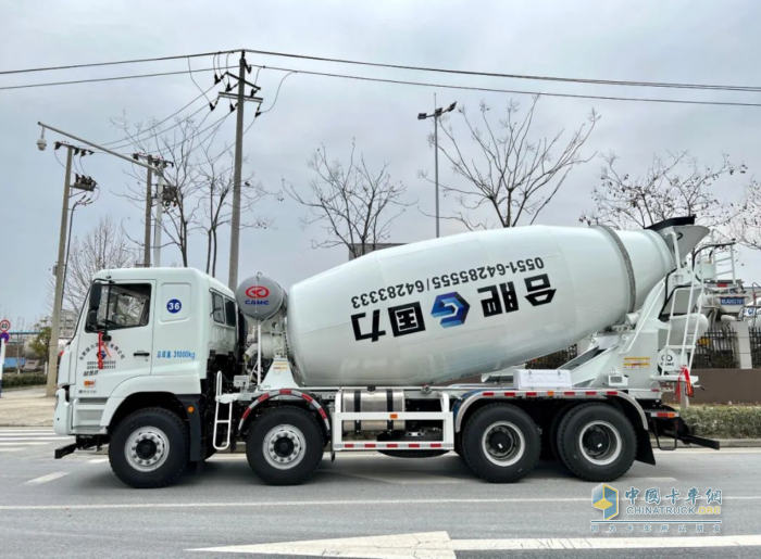 硬核來襲 星馬輕騎兵攪拌車，高效創(chuàng)富的利器