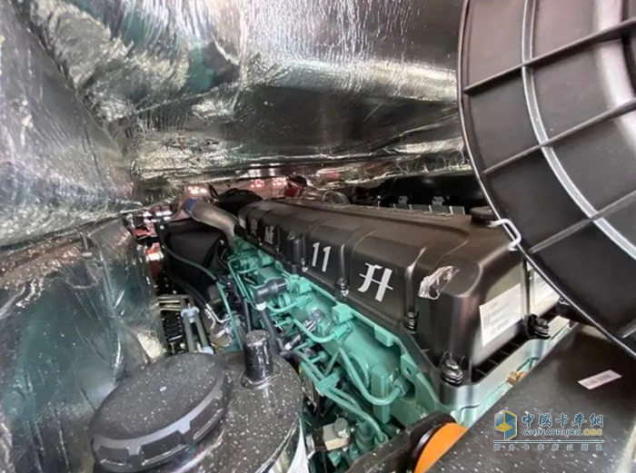 品質(zhì)合規(guī)，上牌無(wú)憂！解放青汽JH6 6X2爆破器材車榮耀上市