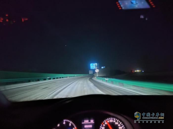 徐工情，天下行 零下25℃ 冬夜里的溫暖守護