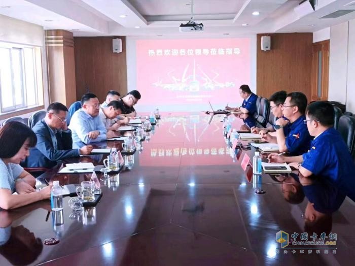 品牌疊加 資源共享，慶鈴汽車與徐工隨車簽署戰(zhàn)略合作協(xié)議