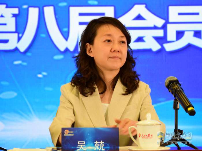 中國汽車記協(xié)換屆 八屆理事會選舉產生