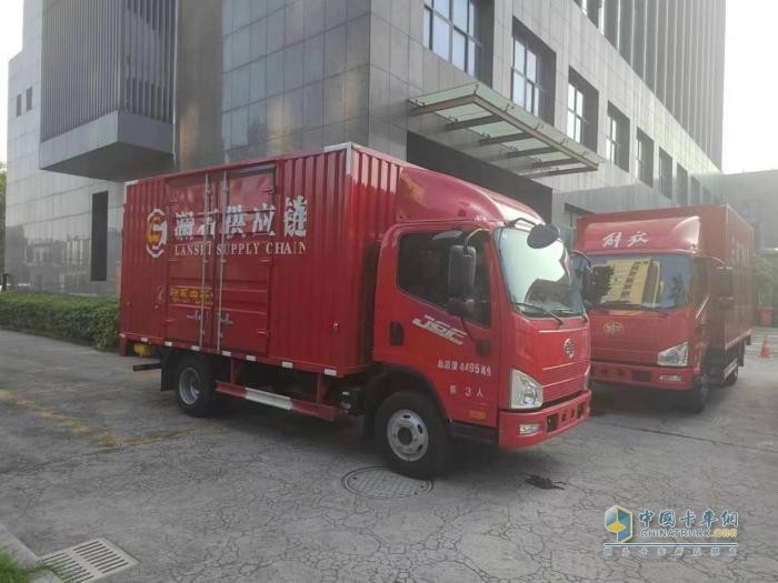 一年來多次批量復購解放輕卡，這家杭州物流公司看中了啥？   
