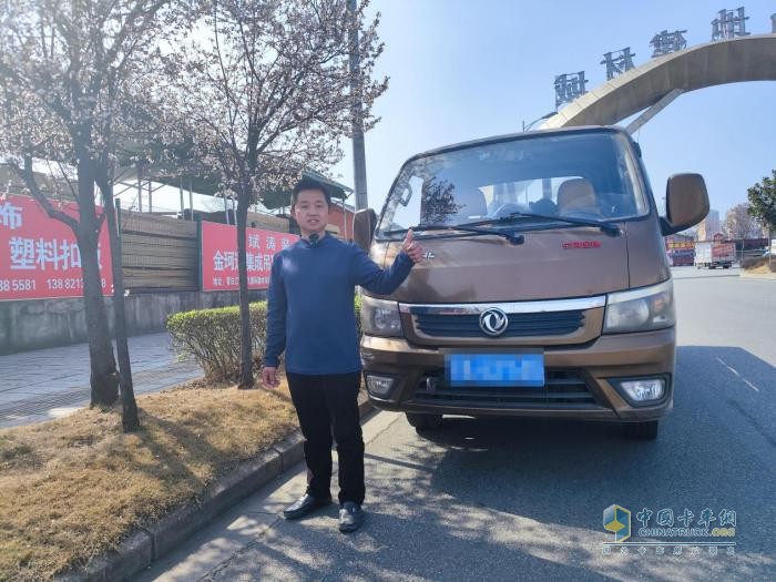 六年陪伴，東風(fēng)途逸T5走進(jìn)一個(gè)人的心里