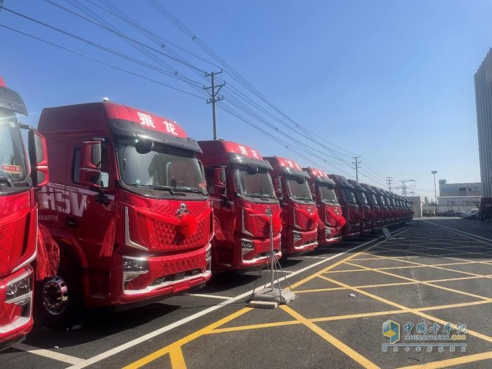 乘龍H5V LNG 玉柴540上市即熱銷，河北單場訂單破百