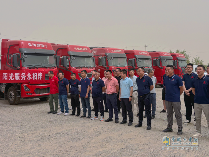 東風(fēng)商用車啟幕節(jié)氣挑戰(zhàn)賽，示范“疆煤外運”綠色低碳轉(zhuǎn)型