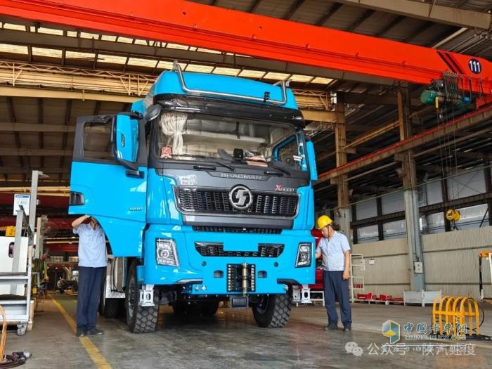 聚力風(fēng)電運(yùn)輸產(chǎn)業(yè)新發(fā)展 陜汽大件牽引車(chē)交付！