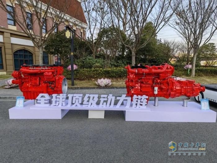全新姿態(tài)抱團作戰(zhàn)！聯(lián)合重卡主動擁抱第三次商用車能源革命！