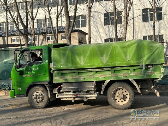 工程用車(chē)內(nèi)卷如何破？宋建威選擇瑞沃金剛S1純電自卸車(chē)