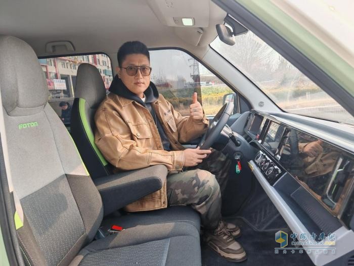 大塊頭的“移動(dòng)方艙” 祥菱Q雙排小貨車空間體驗(yàn)紀(jì)實(shí)
