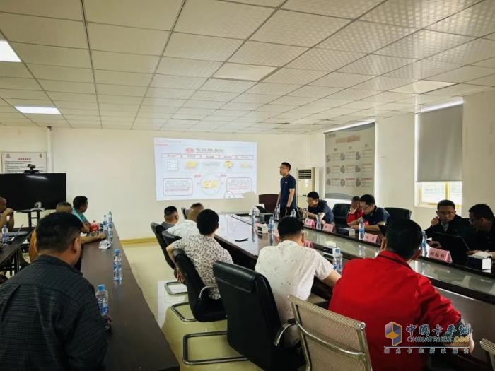 龍擎快遞快運(yùn)市場(chǎng)再發(fā)力！江西市場(chǎng)新增20 臺(tái)新車投運(yùn)！