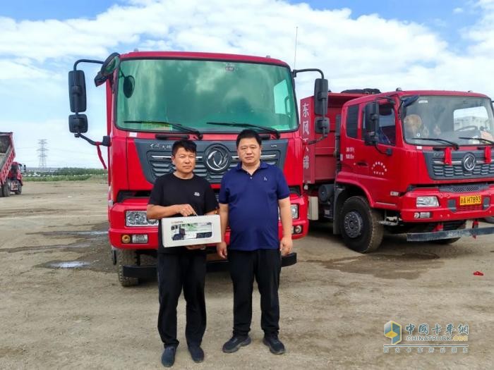 30輛東風(fēng)天錦工程車新疆交付 助力大客戶馳騁絲路