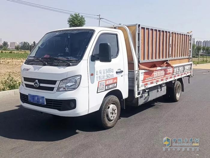 長途貨運老司機轉(zhuǎn)型城配，300L大氣罐跨越者D3CNG助高師傅開啟事業(yè)新篇
