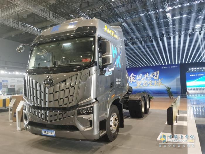 630大馬力還節(jié)氣，乘龍HK LNG牽引車成為干線運(yùn)輸創(chuàng)富首選