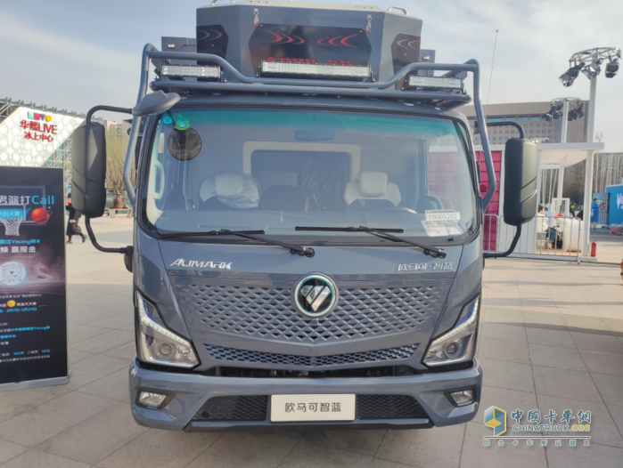歐馬可智藍(lán)HS1混動(dòng)房車(chē)