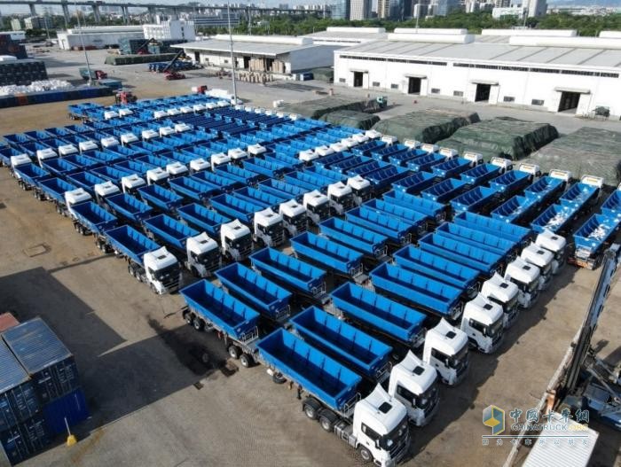 中集車輛2024年報(bào)出爐：營(yíng)收210億元，經(jīng)營(yíng)性凈利