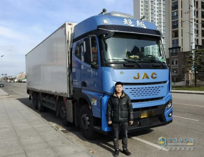海鮮運(yùn)輸時(shí)效快、更節(jié)油！朱總格外看好江淮重卡“冰鮮1號(hào)”