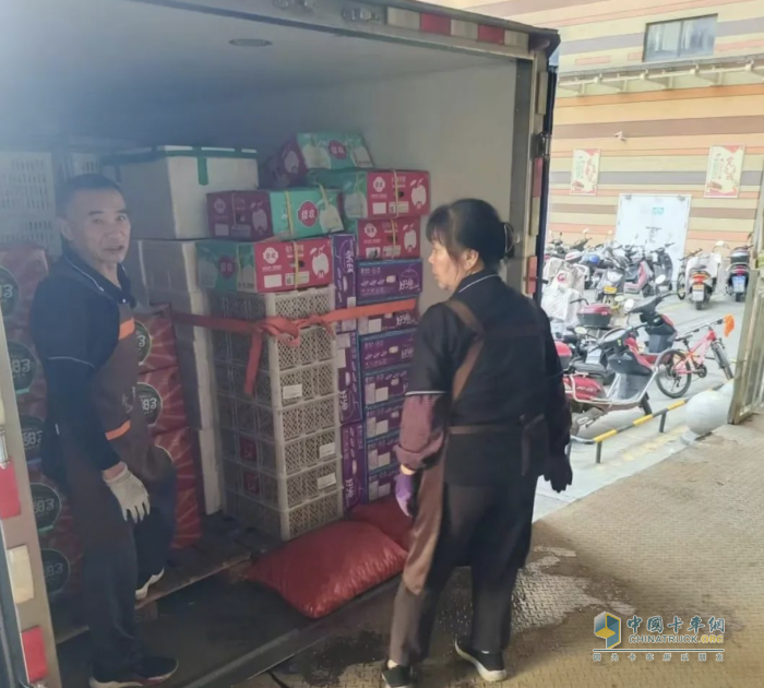 陳師傅：商超物流 拉貨能手 換車我還選江淮1卡和安徽康明斯動(dòng)力！