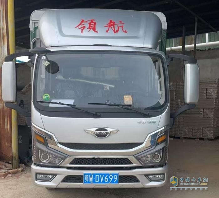  燃?xì)廛?chē)初體驗(yàn) 湖北卡友贊領(lǐng)航大G-LNG輕卡是省錢(qián)實(shí)力派