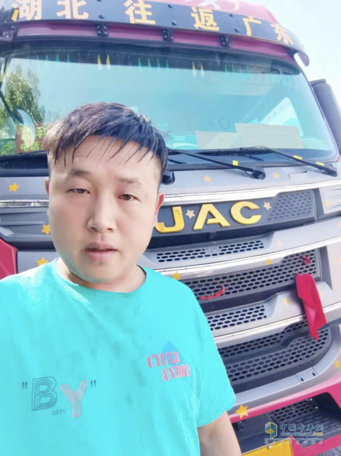 秋蟹運輸爭“鮮”達，江淮格爾發(fā)徐老板開出致富加速度！