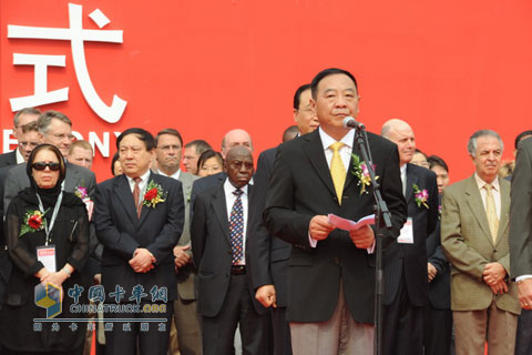 商務(wù)部副部長陳健致開幕辭