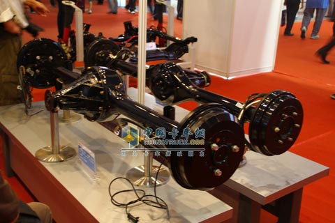 曙光車橋展出產(chǎn)品