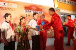 歐曼GTL為環(huán)塔賽當(dāng)?shù)刂行W(xué)獻出愛心