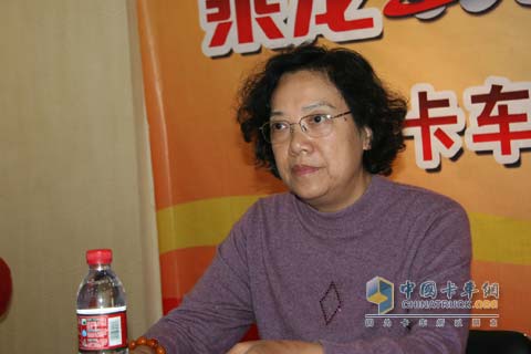 卡車司機安全寶典發(fā)布儀式