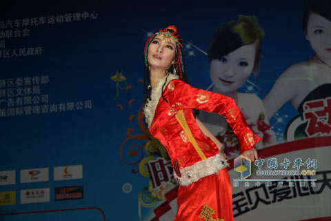 酷似大S的卡車(chē)寶貝