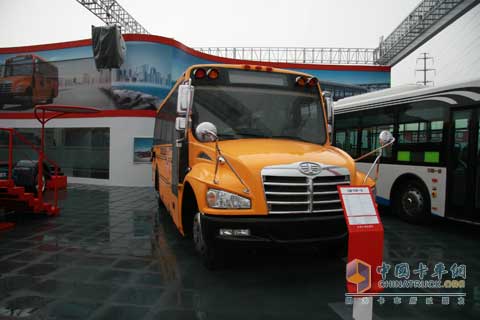 2010北京車展一汽解放專用小學生校車