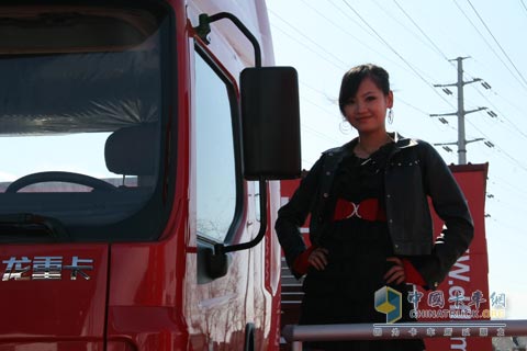 2010北京車(chē)展東風(fēng)柳汽車(chē)模