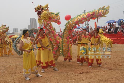 陜汽杯卡車大賽長(zhǎng)沙站精彩舞獅表演