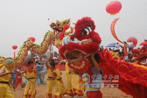 陜汽杯卡車大賽長(zhǎng)沙站精彩舞獅表演
