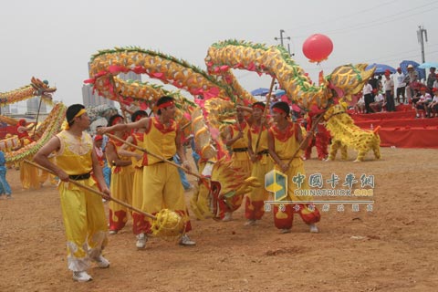 陜汽杯卡車大賽長(zhǎng)沙站精彩舞獅表演