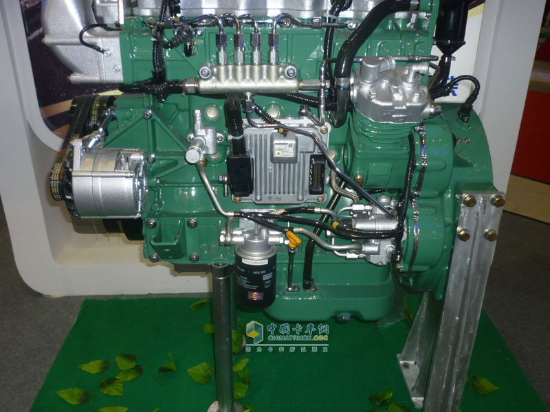 一汽解放錫柴4DLD國IV發(fā)動機