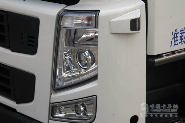 百臺(tái)沃爾沃卡車交付哈納斯新能源集團(tuán)