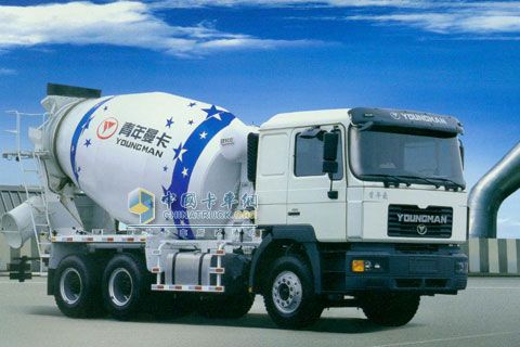 青年曼JNP5250GJB1水泥攪拌車