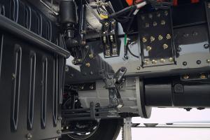 東風(fēng)柳汽乘龍 H5V 282kwh 6x4 充換電一體牽引車(chē)