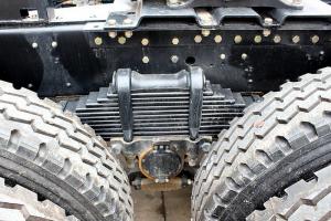 慶鈴 VC46重卡 350馬力 6X4 國(guó)四 牽引車(QL4250UKCZ)