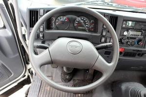 慶鈴 VC46重卡 350馬力 4X2 國(guó)四 牽引車(QL4180UJCR)
