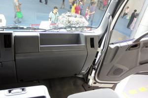 慶鈴 VC46重卡 350馬力 4X2 國(guó)四 牽引車(QL4180UJCR)