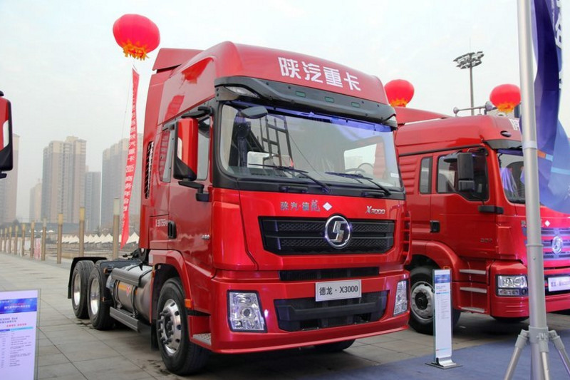 陜汽重卡 德龍X3000 460馬力 6X4 LNG 國(guó)五牽引車(chē)(SX42584X344TL)
