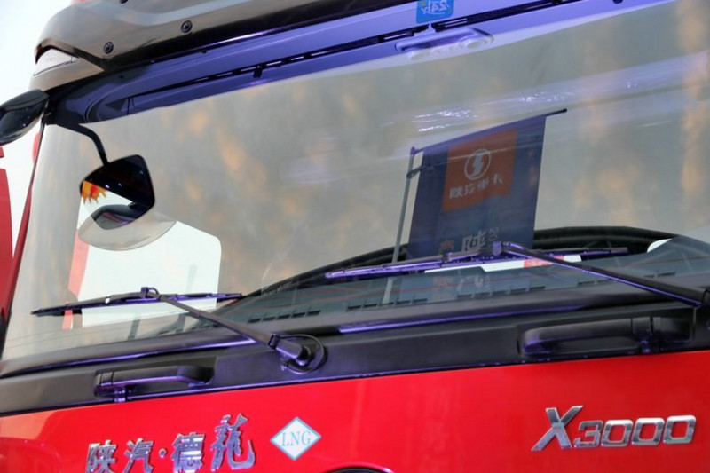 陜汽重卡 德龍X3000 460馬力 6X4 LNG 國(guó)五牽引車(chē)(SX42584X344TL)