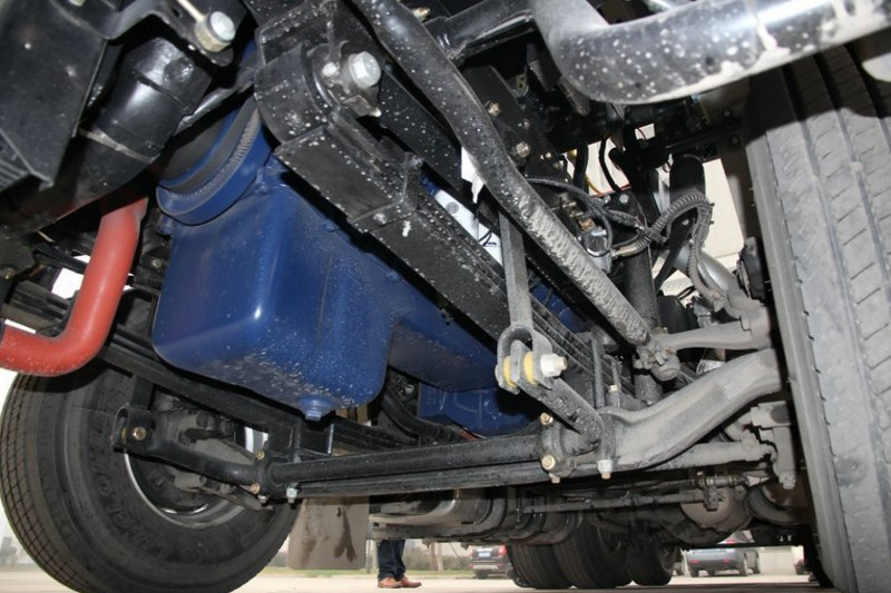 陜汽重卡 德龍X3000 輕量化版 500馬力 6X2 國(guó)五牽引車(chē)(后隨動(dòng))(SX42584Y323)