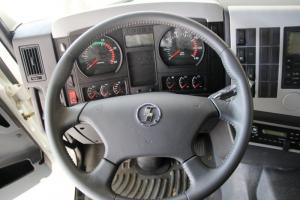 陜汽重卡 德龍F(tuán)3000 380馬力 6X4 國四LNG牽引車(SX4258NT384TL)