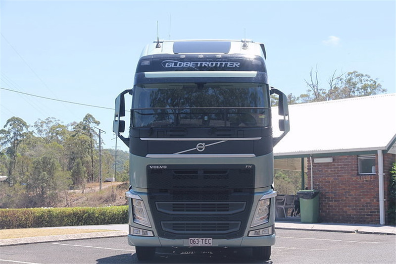 沃爾沃 新FH重卡 540馬力 6X4 國(guó)五牽引車(chē)(澳大利亞版)