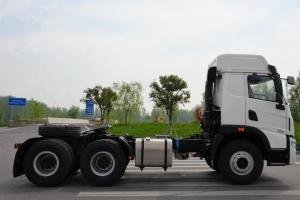 徐工 祺龍T系重卡 350馬力 6X4 國(guó)五 LNG牽引車(速比4.38)(NXG4251N5KC)
